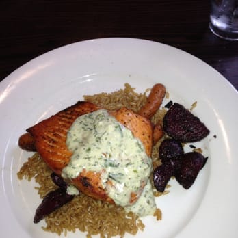 Earls Kitchen + Bar - Lois Lake Steelhead Trout on a bed of Basmati Brown Rice with grilled beets and carrots - Canadian (New) Near Me - Banff, Alberta Earls Kitchen + Bar - Lois Lake Steelhead Trout on a bed of Basmati Brown Rice with grilled beets and carrots - Canadian (New) Near Me - Banff, Alberta