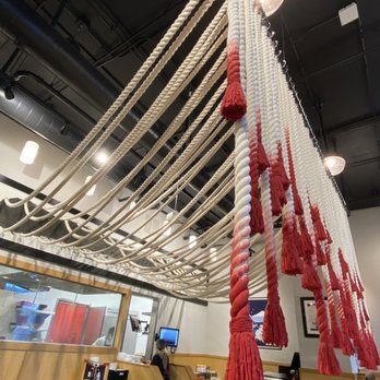 Ippudo Cupertino - Main room decor - Ramen Near Me - Cupertino, California