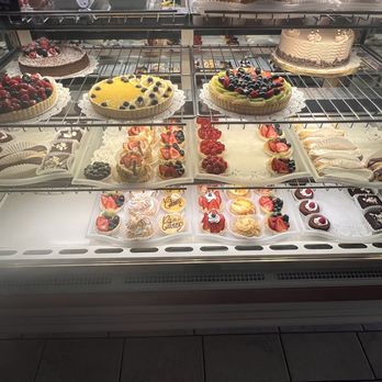 Cafe de Paris Bakery - Bakeries Near Me - Indian Rocks Beach, Florida