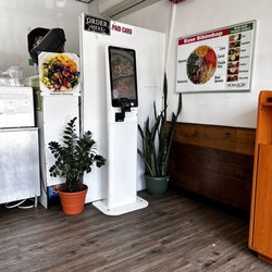 Mom & Bop - Kiosk