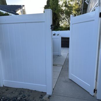 Ergeon - My new vinyl fence! - Fences & Gates Near Me Ergeon - My new vinyl fence! - Fences & Gates Near Me