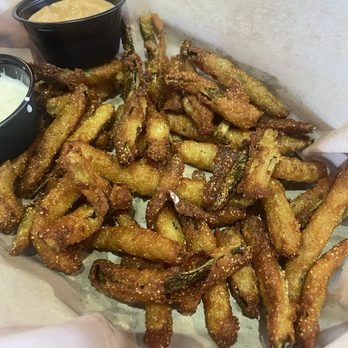 Flatiron bites & brews - Pickle fries - Cocktail Bars Near Me - Albuquerque, New Mexico