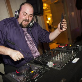 CJM Entertainment - DJs Near Me CJM Entertainment - DJs Near Me