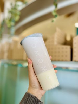 OMOMO TEA SHOPPE by null