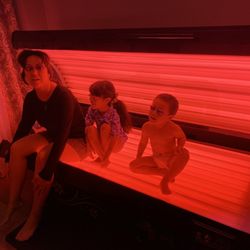 Red Light & More - Red Light Therapy
