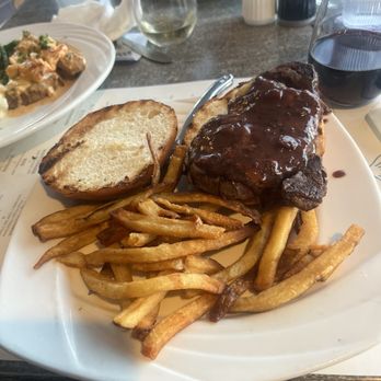 Aqua - Filet sando - Seafood Near Me - Clinton, Connecticut