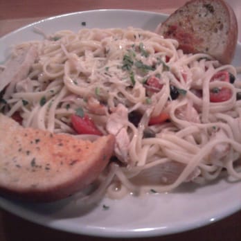 La Val's Pizza - Pizza Near Me - Berkeley, California