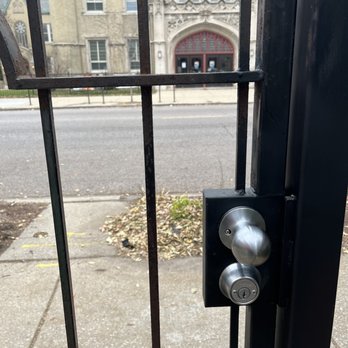 Vallarta Fence - New locks and knobs - Fences & Gates Near Me Vallarta Fence - New locks and knobs - Fences & Gates Near Me