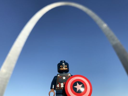 The Gateway Arch by null