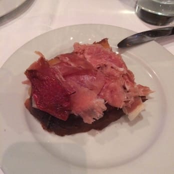 Chiuso - "Toasted bread" with a small portion cut off the end. It was a large piece of bread - Italian Near Me - Buenos Aires, C