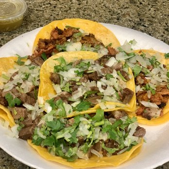 Tacos El Compa - Small sized tacos, but generous on the meats! - Food Trucks Near Me - Buena Park, California