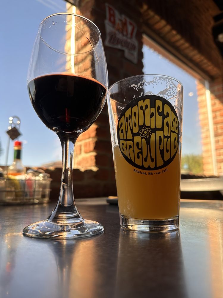 Atomic Ale Brewpub & Eatery