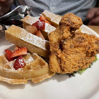 BB's - Chicken and waffles - New American Near Me - Jacksonville, Florida