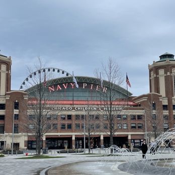 Navy Pier - Landmarks & Historical Buildings Near Me - Chicago, Illinois