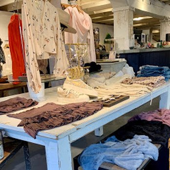 Alixandra Blue - Accessories Near Me - Hinsdale, Illinois Alixandra Blue - Accessories Near Me - Hinsdale, Illinois