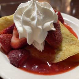 Strawberry Crepes Combo