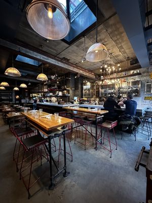 Gusto 101 by null