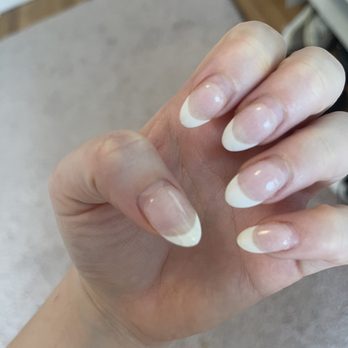 Queen A Nail Spa - 26 days no chipping or lifting - Nail Salons Near Me - Astoria, New York