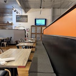 LouReda's an American Table - Interior