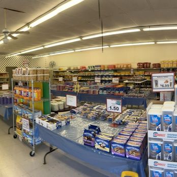 Flowers Discount Bakery Store - Most of store - Bakeries Near Me - Lakeland, Florida