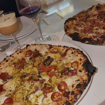 Rocca Pizzeria - First time here & wont be the last. BEST espresso martini and pizza in Baton Rouge. We sat at the bar and they were very attentive. - Italian Near Me - Baton Rouge, Louisiana