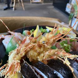 Manna Japanese Comfort Food - Yes you eat that shrimp head and all!