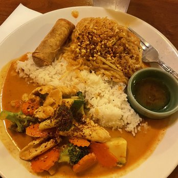 Little Thai Restaurant - All Day Combo - Thai Near Me - Seattle, Washington Little Thai Restaurant - All Day Combo - Thai Near Me - Seattle, Washington