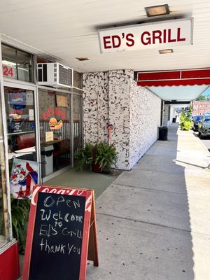 ED’S GRILL - Updated September 2026 - 14 Photos & 16 Reviews - 724 S ...