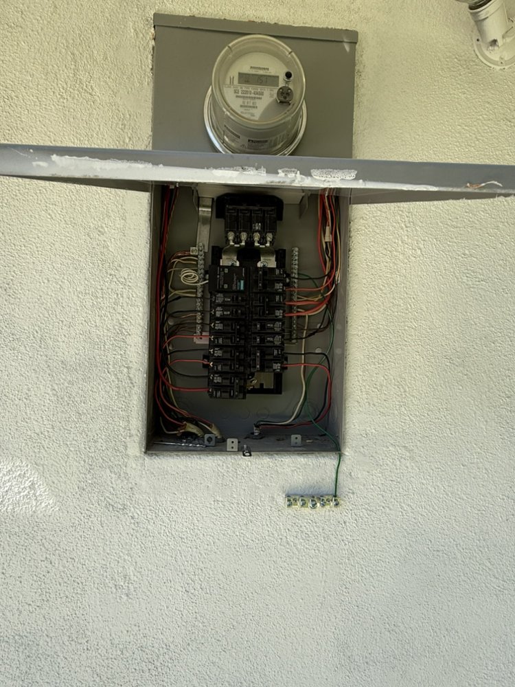 Slide of Abel Virgen Garcia Electrical Services