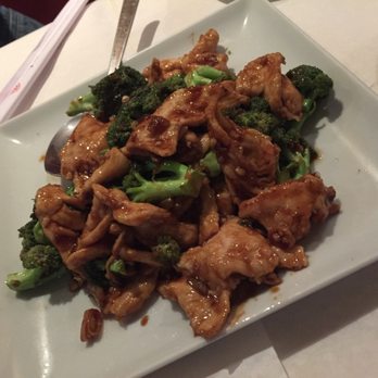 Chef Yu - Chicken With Broccoli - Szechuan Near Me - New York, New York
