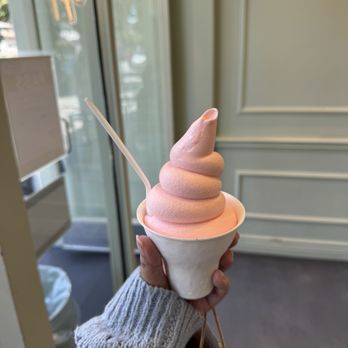 Buena's Organic Soft Serve - Red Guava ($7.99) - Ice Cream & Frozen Yogurt Near Me - Burlingame, California