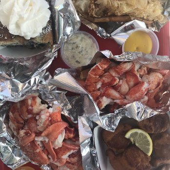 Red's Eats - Seafood Near Me - Wiscasset, Maine Red's Eats - Seafood Near Me - Wiscasset, Maine