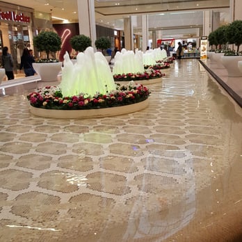 West Edmonton Mall - Shopping Centers Near Me - Edmonton, Alberta West Edmonton Mall - Shopping Centers Near Me - Edmonton, Alberta