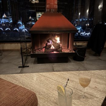 Dandelion at Eastwind Oliverea Valley - Cocktail Bars Near Me - Big Indian, New York Dandelion at Eastwind Oliverea Valley - Cocktail Bars Near Me - Big Indian, New York