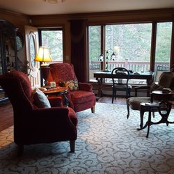 The Birdcage - Living room