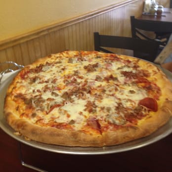Brooklyn Pizza - Meat lovers pizza. Brooklyn Pizza in Bacliff, Texas. - Pizza Near Me - Bacliff, Texas Brooklyn Pizza - Meat lovers pizza. Brooklyn Pizza in Bacliff, Texas. - Pizza Near Me - Bacliff, Texas