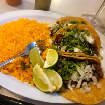 Los Burritos Mexicanos - My absolutely amazing carne asada taco dinner with extra rice - Mexican Near Me - Villa Park, Illinois Los Burritos Mexicanos - My absolutely amazing carne asada taco dinner with extra rice - Mexican Near Me - Villa Park, Illinois