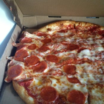 Daro's Pizza & Chicken - Pizza Near Me - Woodside, New York Daro's Pizza & Chicken - Pizza Near Me - Woodside, New York