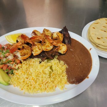 La Puntilla - Carne asada con camarones a la plancha - Food Delivery Services Near Me - South Gate, California La Puntilla - Carne asada con camarones a la plancha - Food Delivery Services Near Me - South Gate, California
