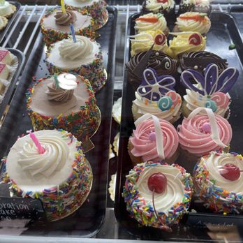 Honeymoon Sweets European Bakery - little cake selection - Bakeries Near Me - Tempe, Arizona Honeymoon Sweets European Bakery - little cake selection - Bakeries Near Me - Tempe, Arizona