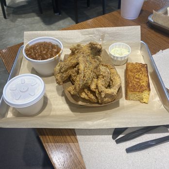 Moe's Original BBQ - Catfish, Baked Beans, Cornbread - Barbeque Near Me - Saint George, Kansas
