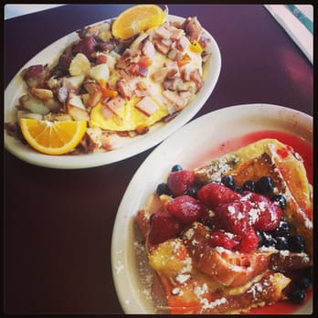 Piner Cafe - Stuffed french toast & denver omelette - American Near Me - Santa Rosa, California Piner Cafe - Stuffed french toast & denver omelette - American Near Me - Santa Rosa, California