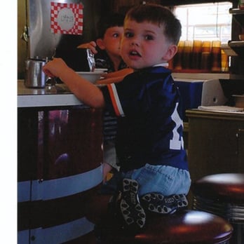 Ott's Drive In - A Foodie in the making! - American Near Me - Rantoul, Illinois