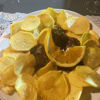 SACCO - Pork cheeks with yummy sliced potatoes - Portuguese Near Me - Lisbon, 11