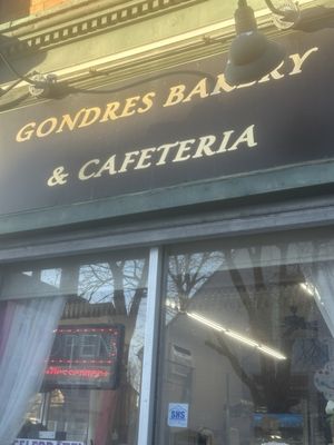 Gondres Bakery by null