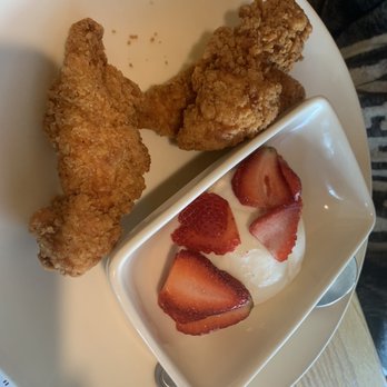 Applebee's Grill + Bar - Sports Bars Near Me - Chino, California