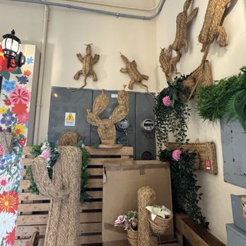 Handmade Avarcas And Espadrilles - Shoe Stores Near Me - San Juan, Puerto Rico