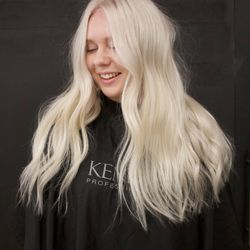 Tame Salon - Blonde card
