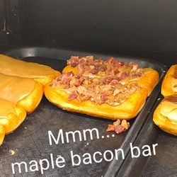 Benewah Market - Maple bacon bars
