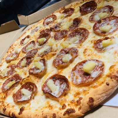 Bombay Curry & Pizzeria by null